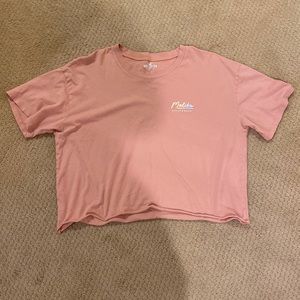 Hollister cropped t-shirt sized medium